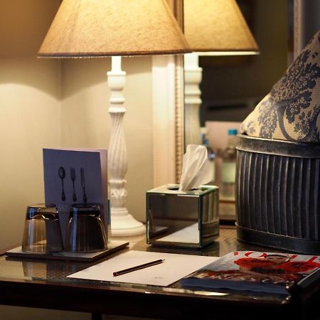 The Greyhound On The Test Hotel 스톡브리지 외부 사진