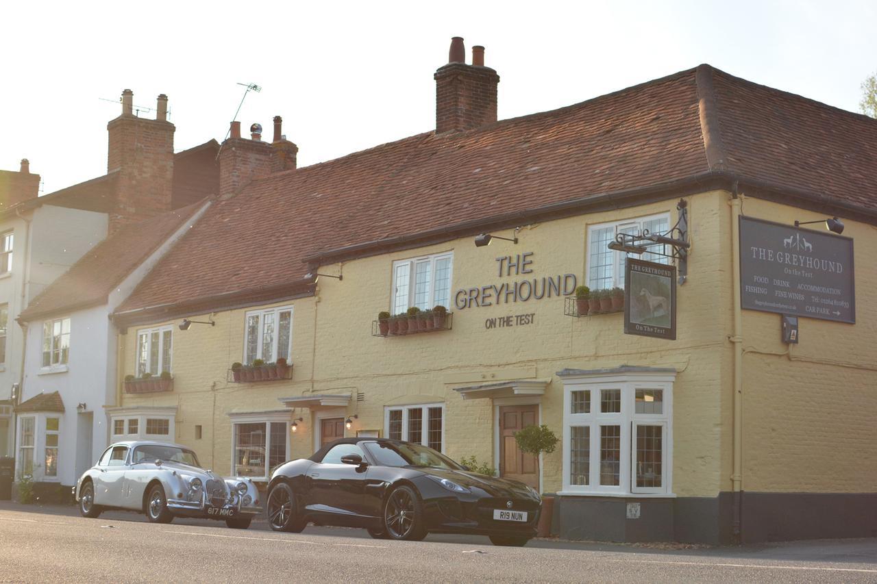 The Greyhound On The Test Hotel 스톡브리지 외부 사진